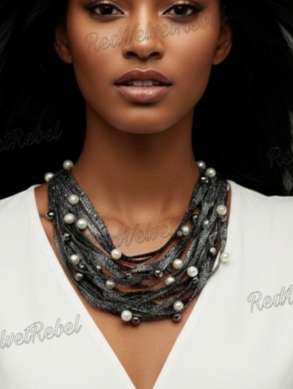 NWT Amrita Singh Xerxes Ribbon Pearl Irresdescent Boho Silver Necklace
